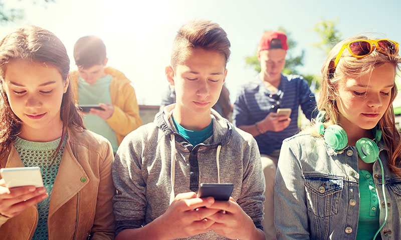 Tech Not Hurting Social Skills of ‘Kids these Days’